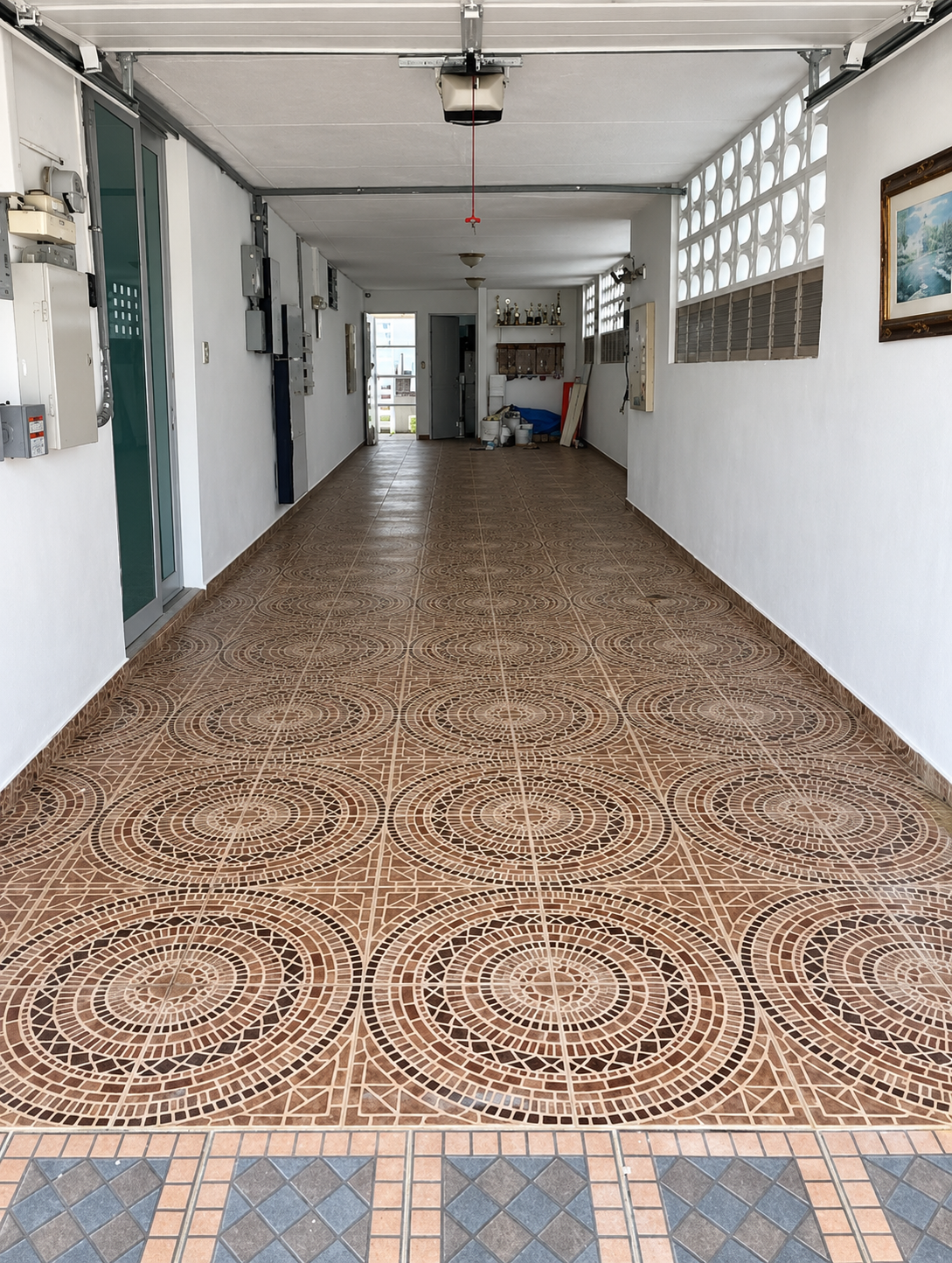 Garage floor before the epoxy transformation